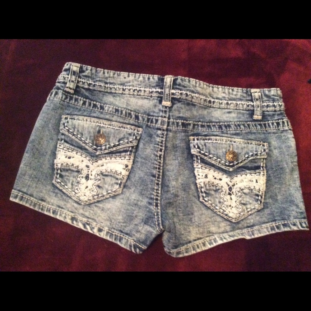 Women’s shorts